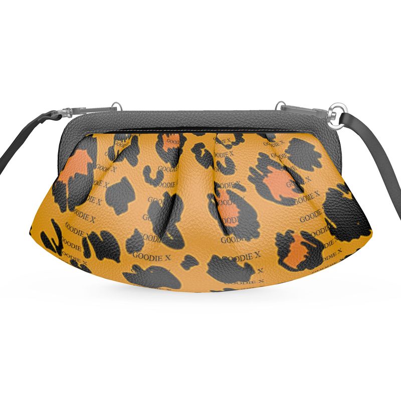 GOODIE X: Pleated Soft Frame Bag